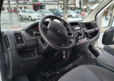 zdjęcie samochodu Peugeot Boxer na sprzedaż